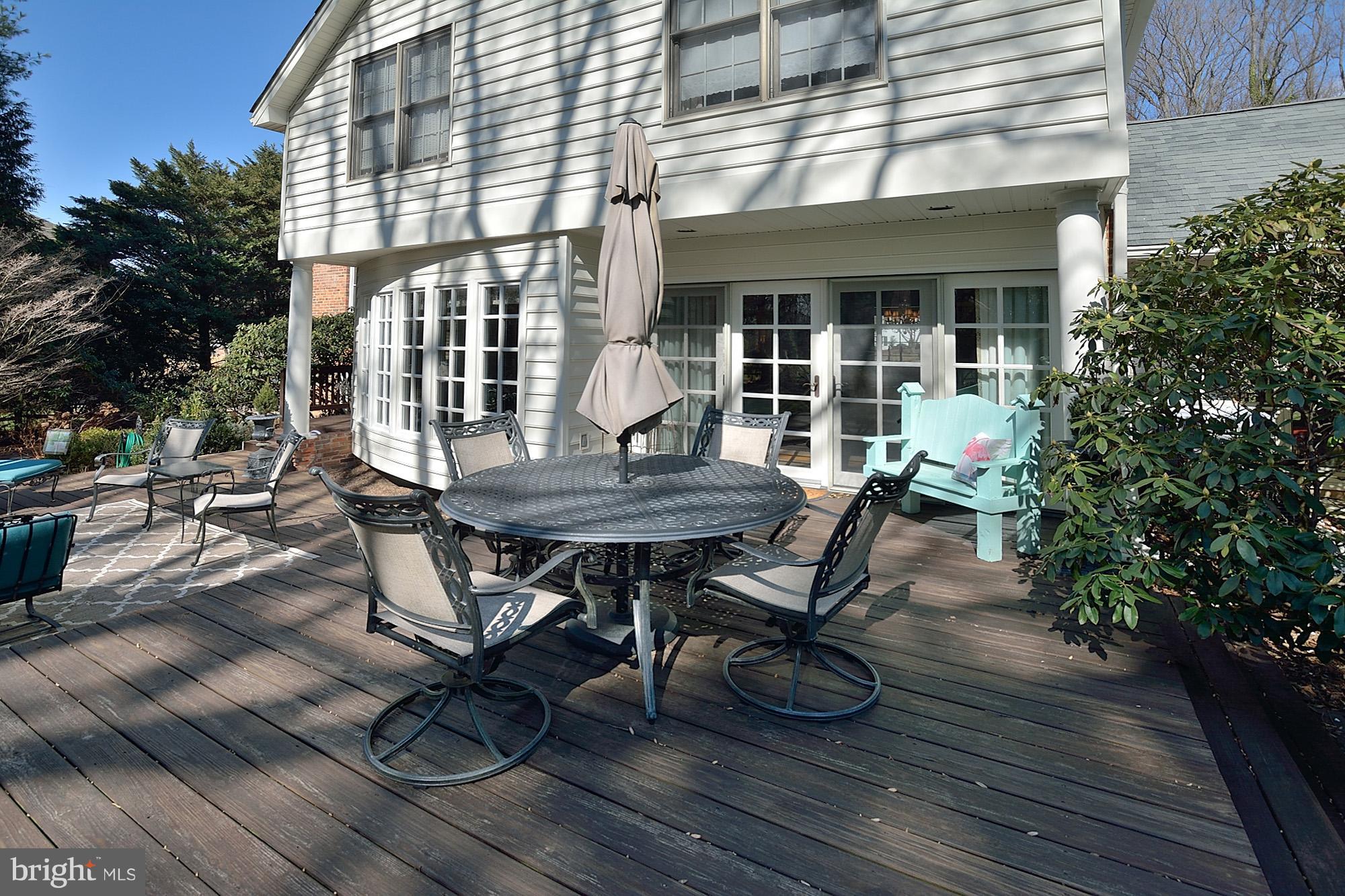 10221 Chapel Road Potomac, MD 20854 - Photo 28 of 30 Exterior (Rear)