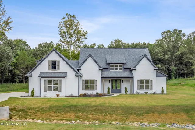 $694,900 | 10094 Sunset Crk Drive, Hernando, MS 38632