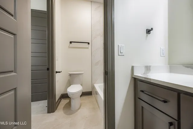 $694,900 | 10094 Sunset Crk Drive, Hernando, MS 38632