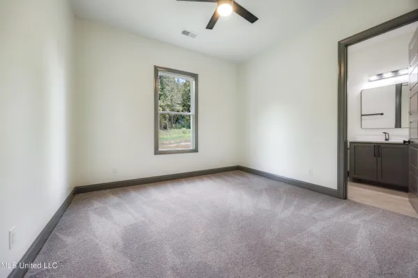 $694,900 | 10094 Sunset Crk Drive, Hernando, MS 38632