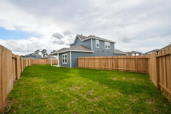 $2,300 | 4007 Crowning Court, Brookshire, TX 77423