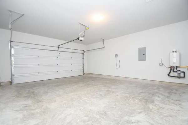 $2,300 | 4007 Crowning Court, Brookshire, TX 77423