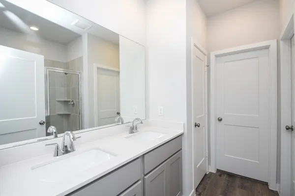 $2,300 | 4007 Crowning Court, Brookshire, TX 77423