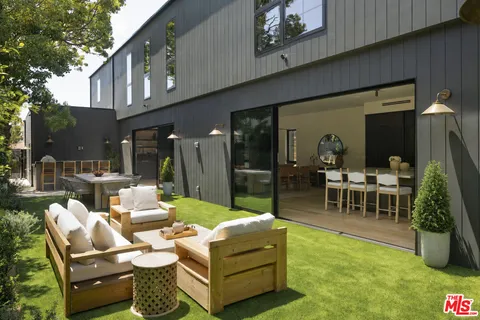 $4,095,000 | 2026 Louella Avenue, Venice, CA 90291