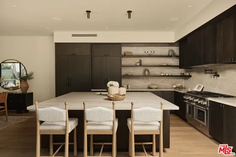 $4,095,000 | 2026 Louella Avenue, Venice, CA 90291