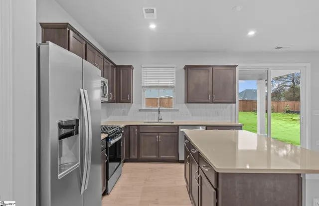 $344,470 | 1172 Fox Holw Street, Spartanburg, SC 29303