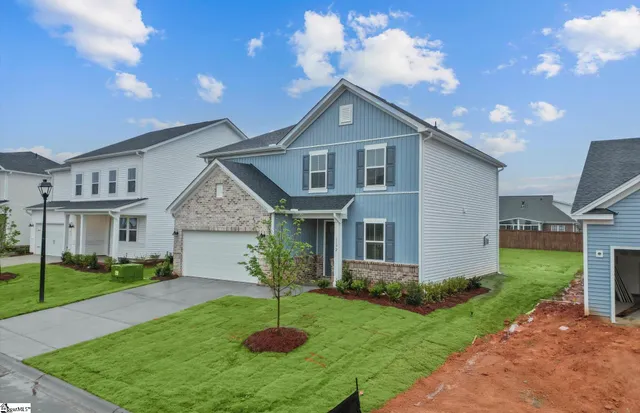 $344,470 | 1172 Fox Holw Street, Spartanburg, SC 29303