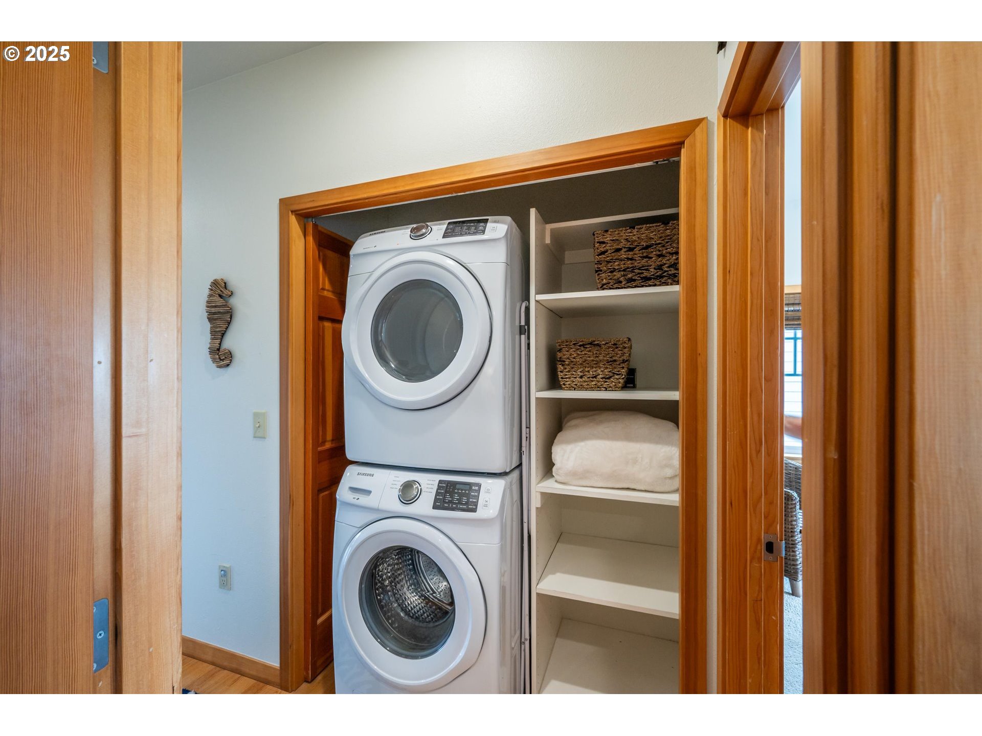 1323 Village Loop Bandon, OR 97411 - Photo 23 of 45