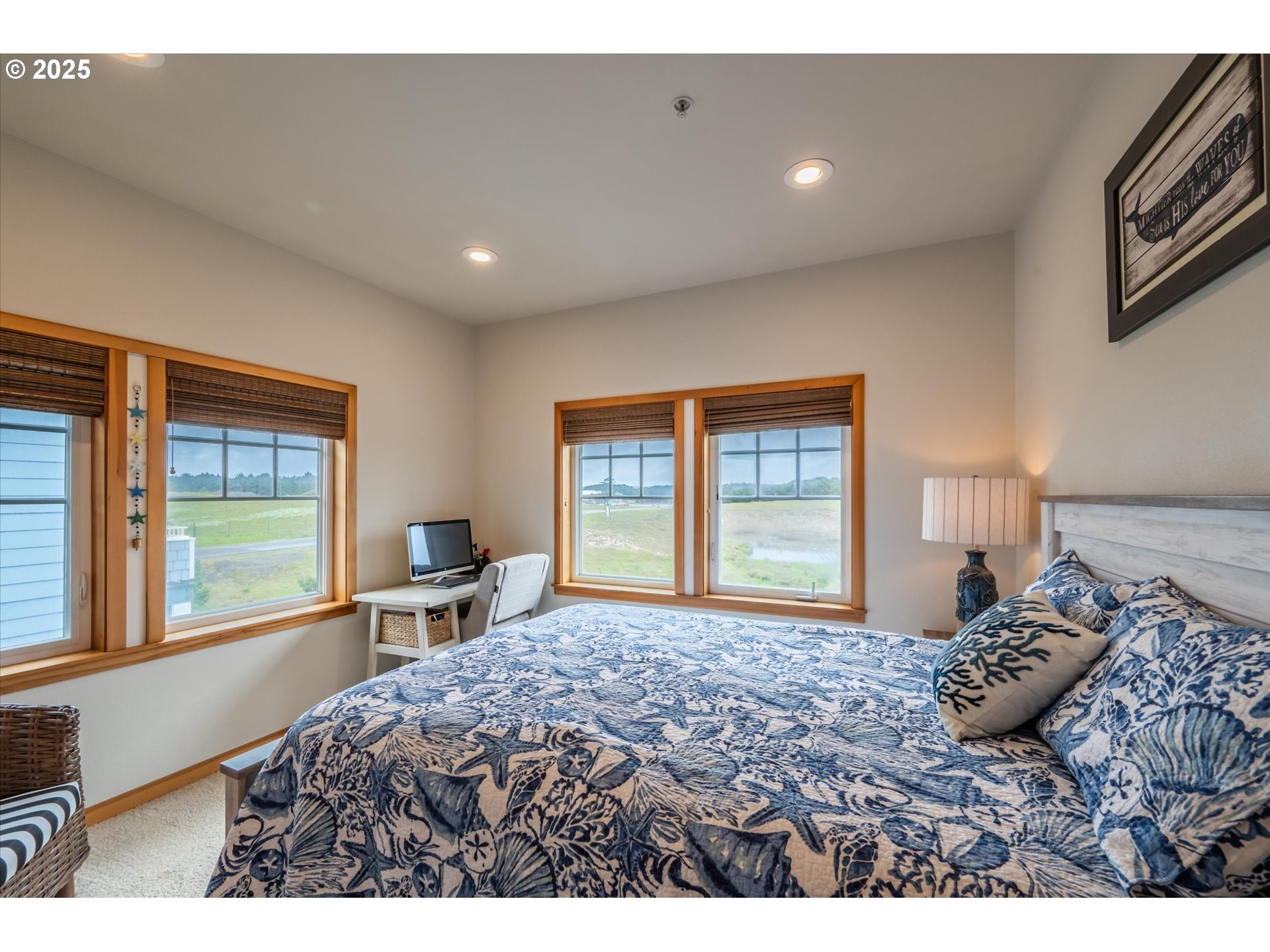 1323 Village Loop Bandon, OR 97411 - Photo 24 of 45