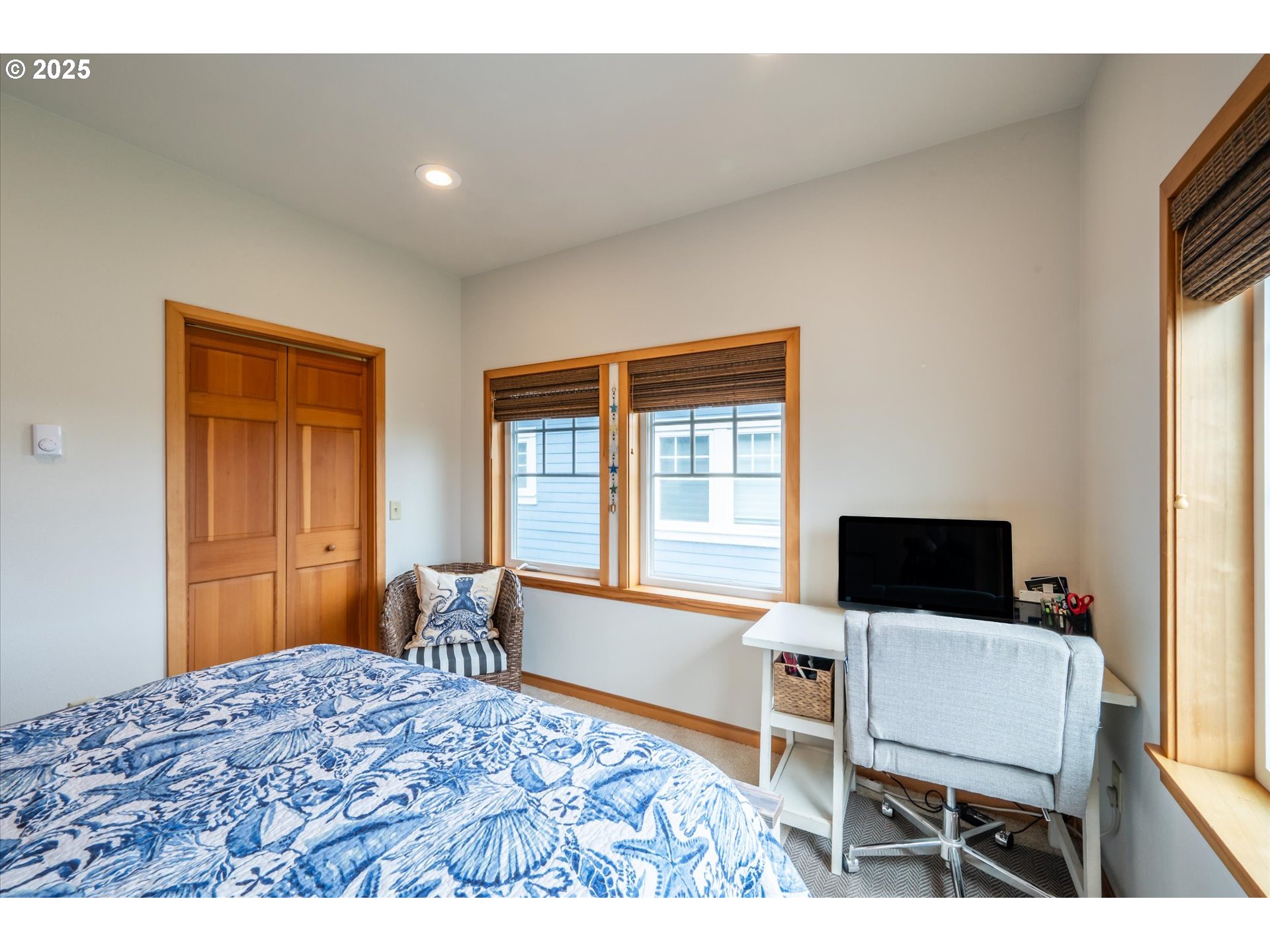 1323 Village Loop Bandon, OR 97411 - Photo 27 of 45