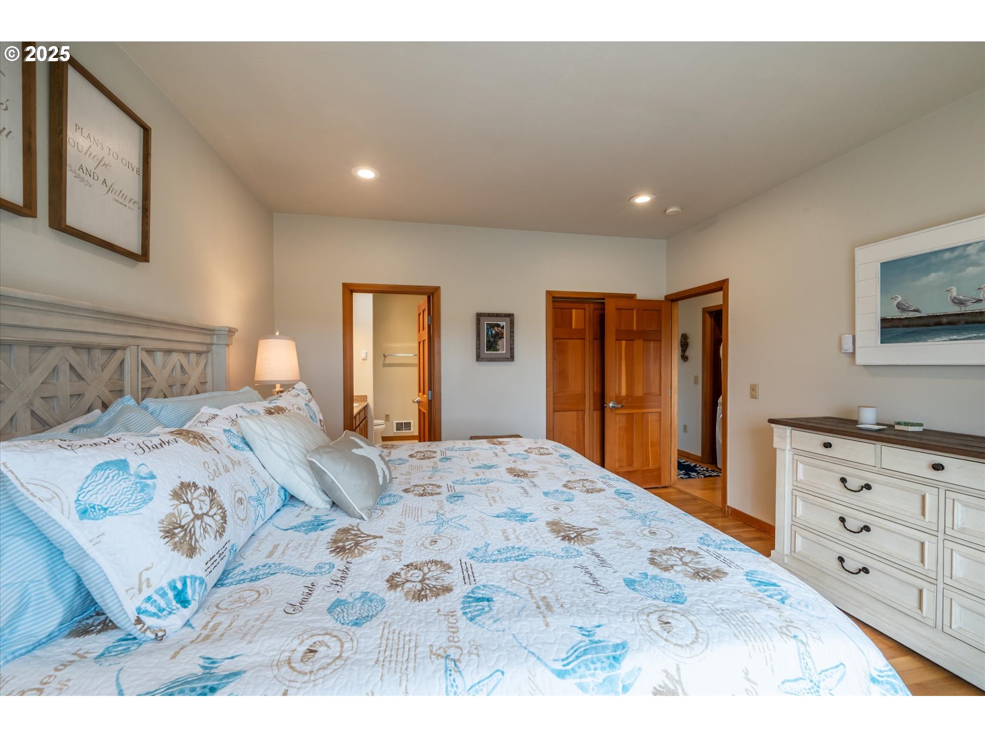 1323 Village Loop Bandon, OR 97411 - Photo 30 of 45