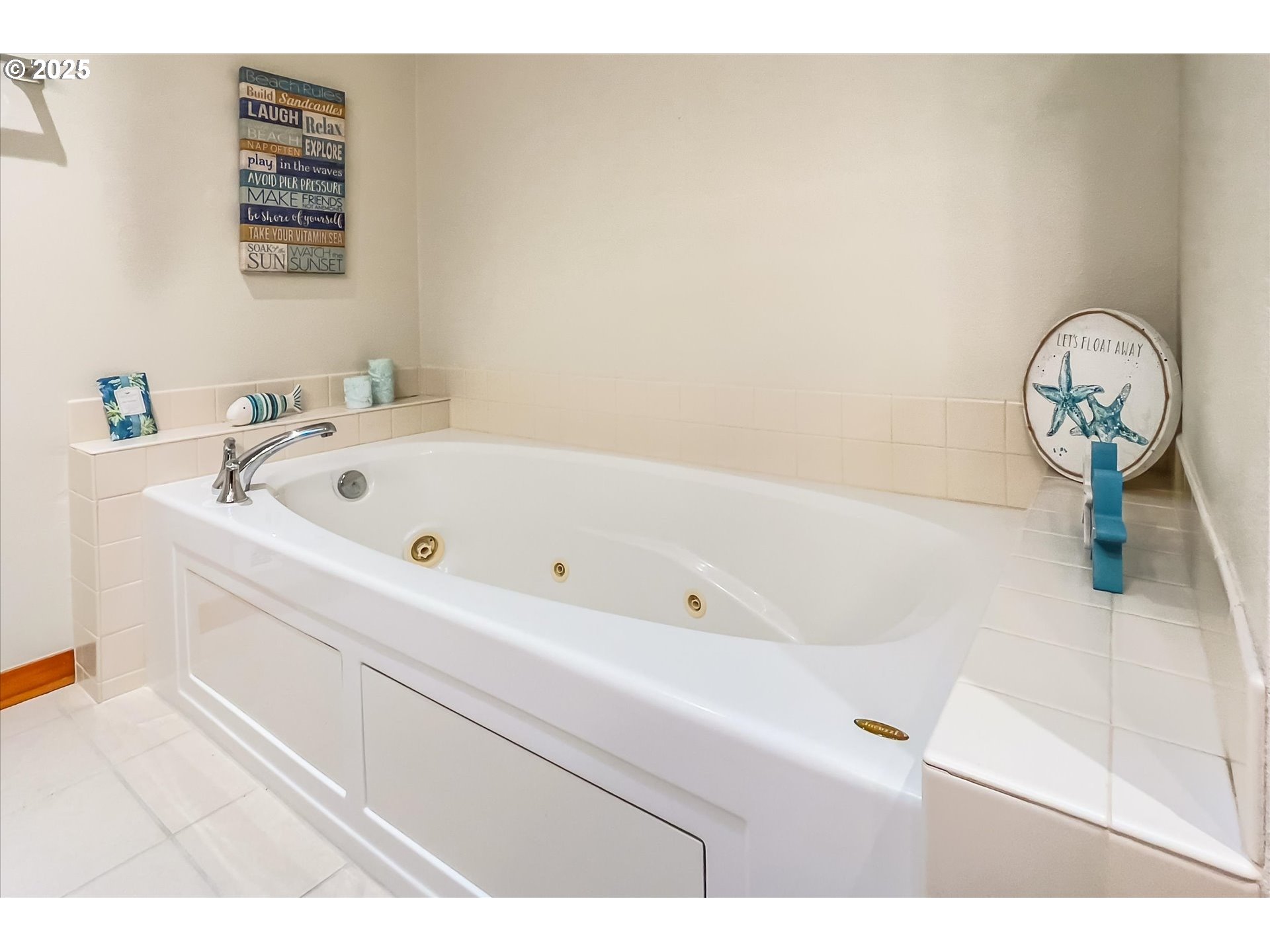 1323 Village Loop Bandon, OR 97411 - Photo 37 of 45