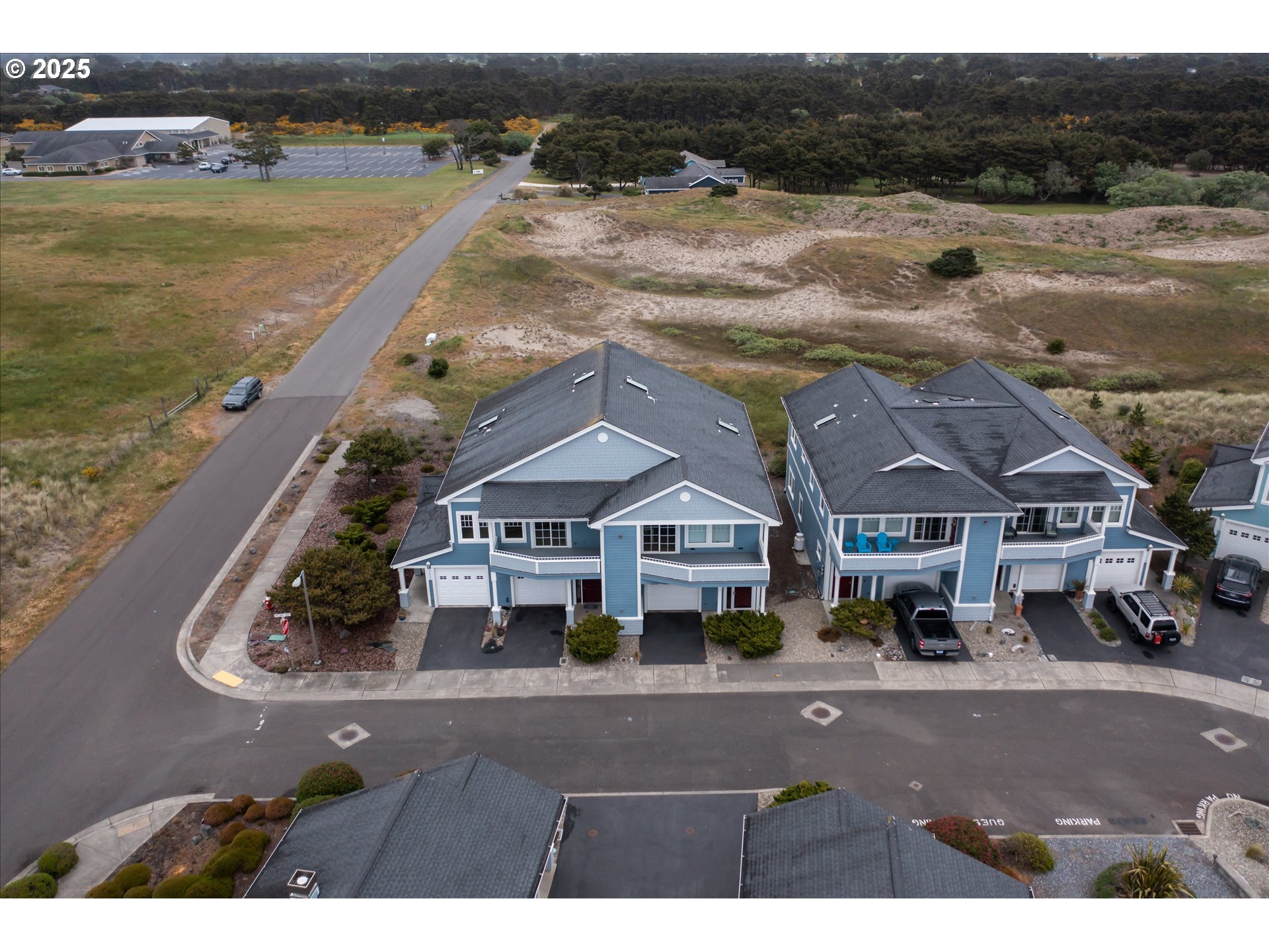 1323 Village Loop Bandon, OR 97411 - Photo 41 of 45