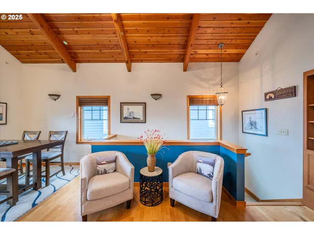 $457,500 | 1323 Village Loop, Bandon, OR 97411