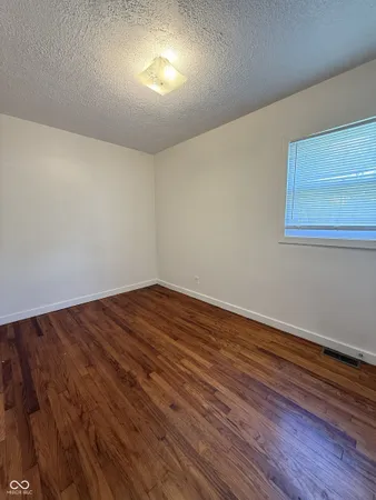 $1,500 | 122 North Routiers Avenue, Indianapolis, IN 46219