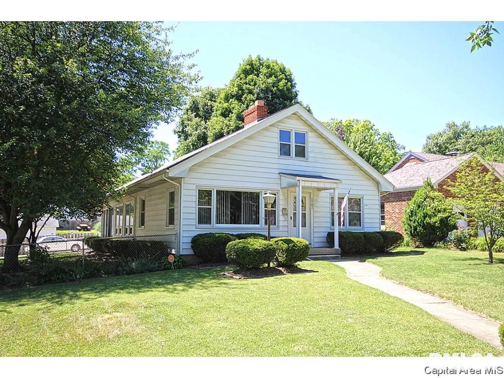 1901 North 6th Street Springfield, IL 62702 - Photo 3 of 32