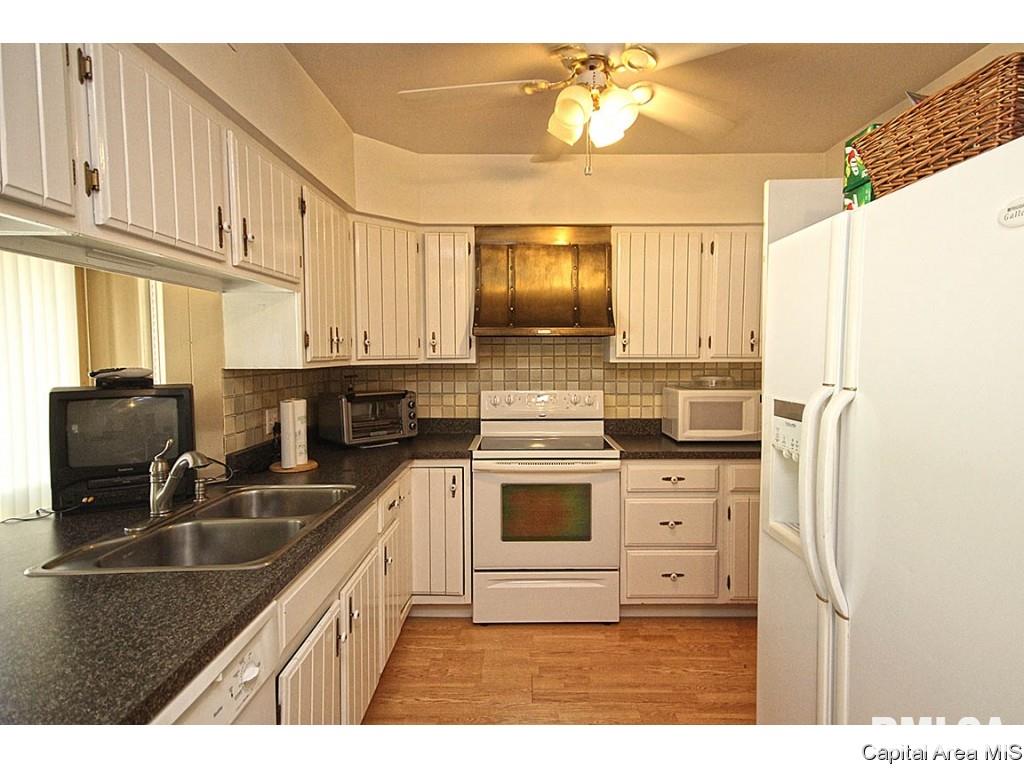 1901 North 6th Street Springfield, IL 62702 - Photo 5 of 32