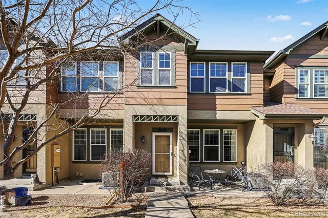 $555,000 | 5818 South Urban Way, Littleton, CO 80127
