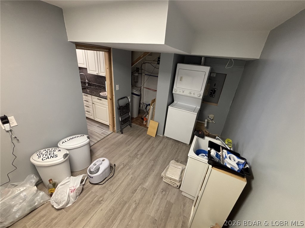 1265 Lick Creek Road Edwards, MO 65326 - Photo 23 of 29 utility room off of kitchen