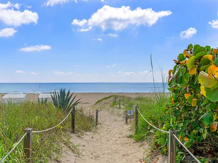 $3,150,000 | 2500 South Ocean Boulevard, Unit 3A3, Palm Beach, FL 33480