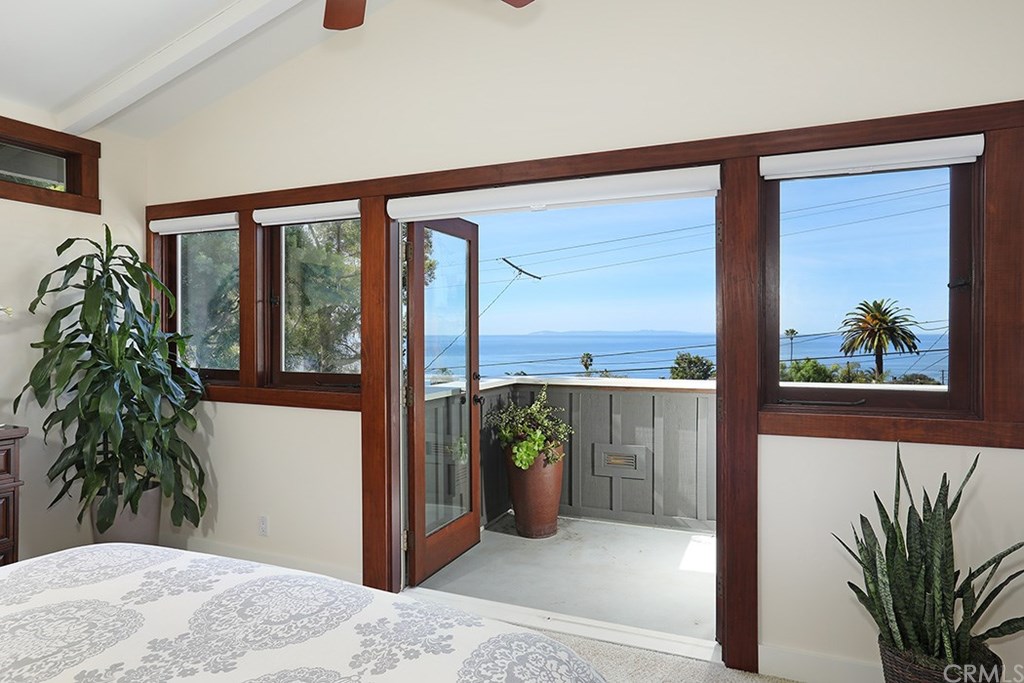 31666 Scenic Drive Laguna Beach, CA 92651 - Photo 12 of 38