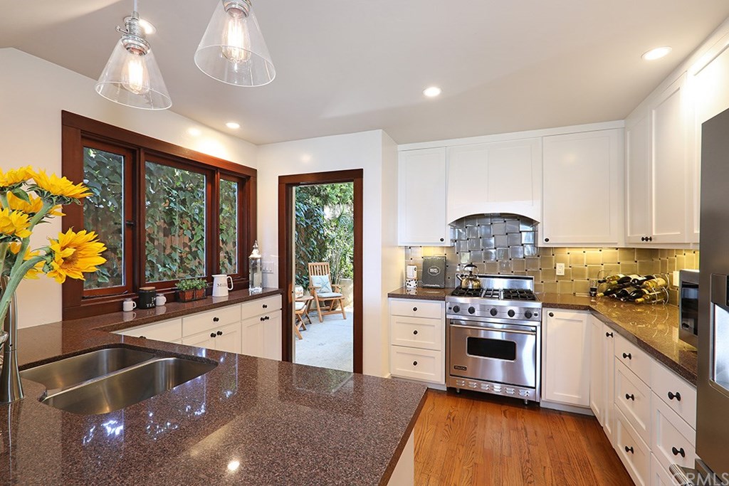 31666 Scenic Drive Laguna Beach, CA 92651 - Photo 6 of 38