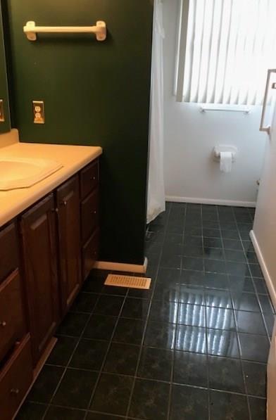 655 Waterdam Road Canonsburg, PA 15317 - Photo 12 of 25 Bathroom.