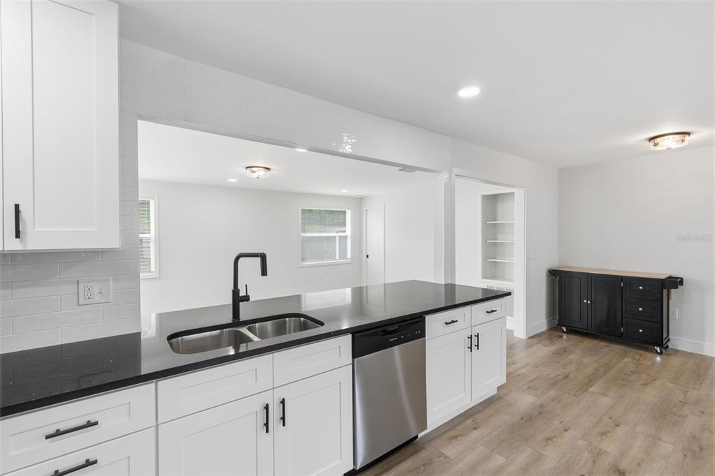 11210 Mercedes Street Spring Hill, FL 34609 - Photo 23 of 46