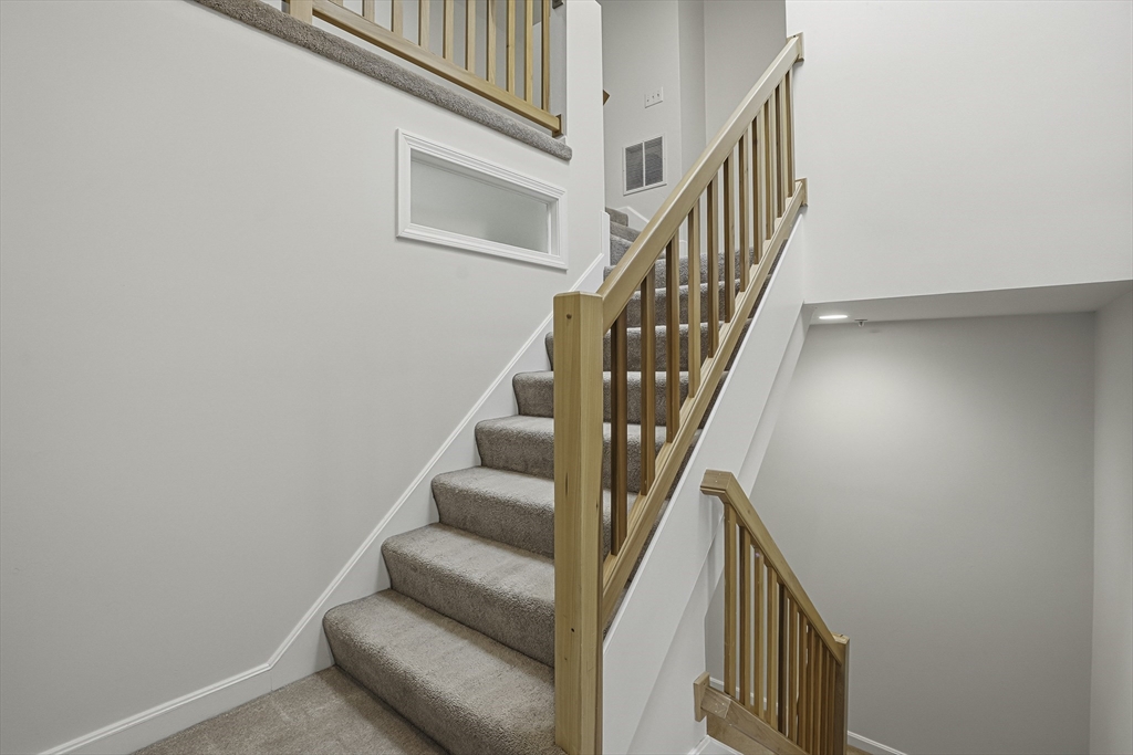 153 America Boulevard, Unit 153 Ashland, MA 01721 - Photo 25 of 42 a view of entryway