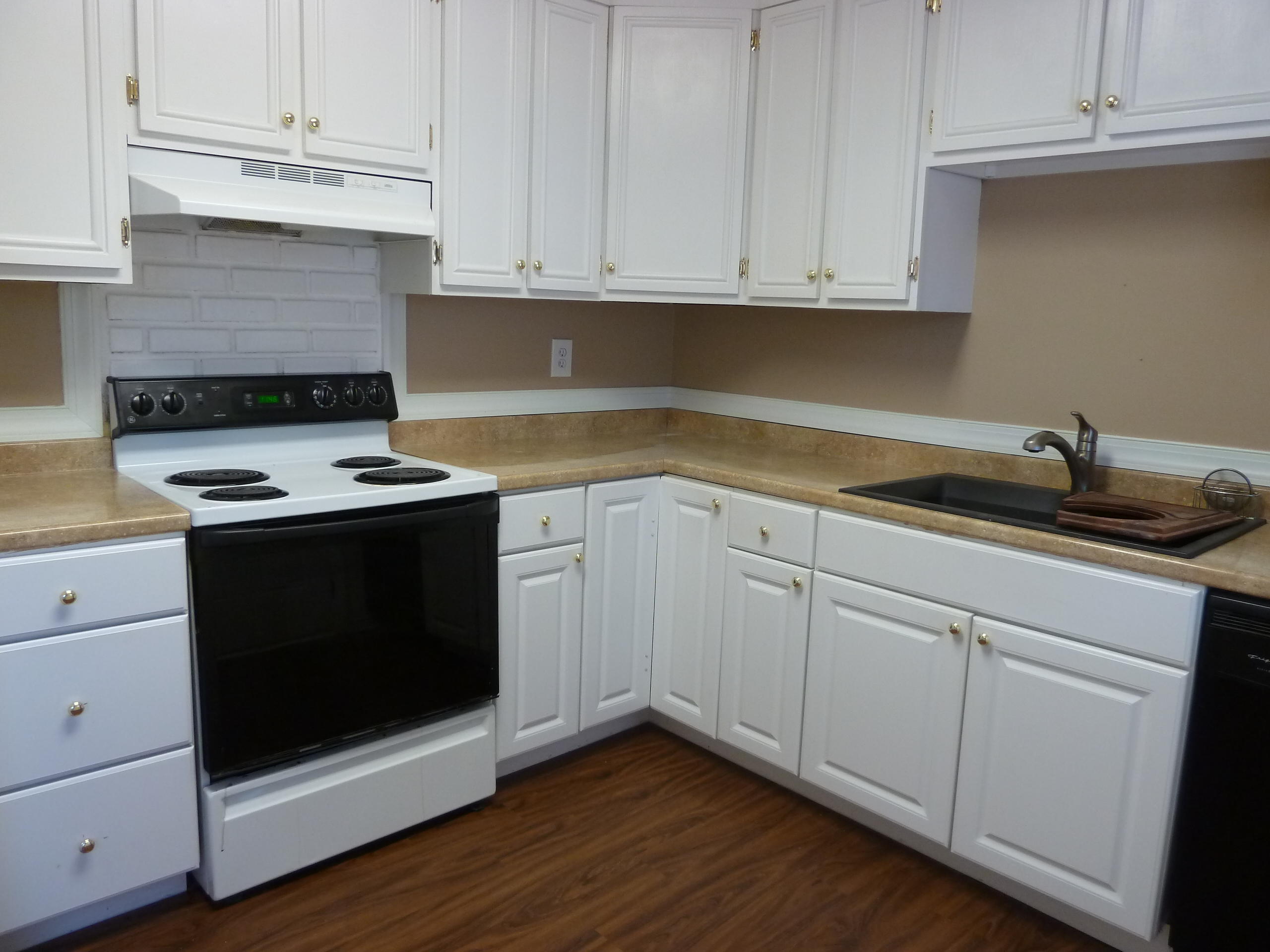 815 Hoss Road Charleston, SC 29414 - Photo 6 of 9 P1040759