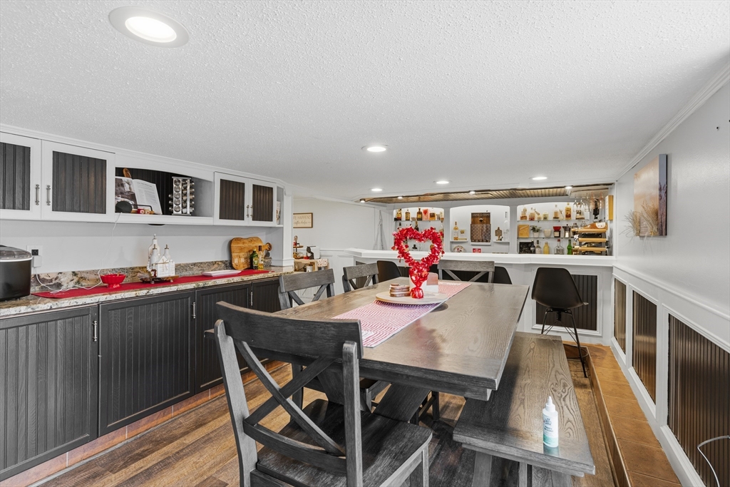 72 Rochambeau Street New Bedford, MA 02745 - Photo 16 of 26