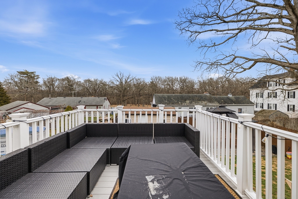 72 Rochambeau Street New Bedford, MA 02745 - Photo 21 of 26