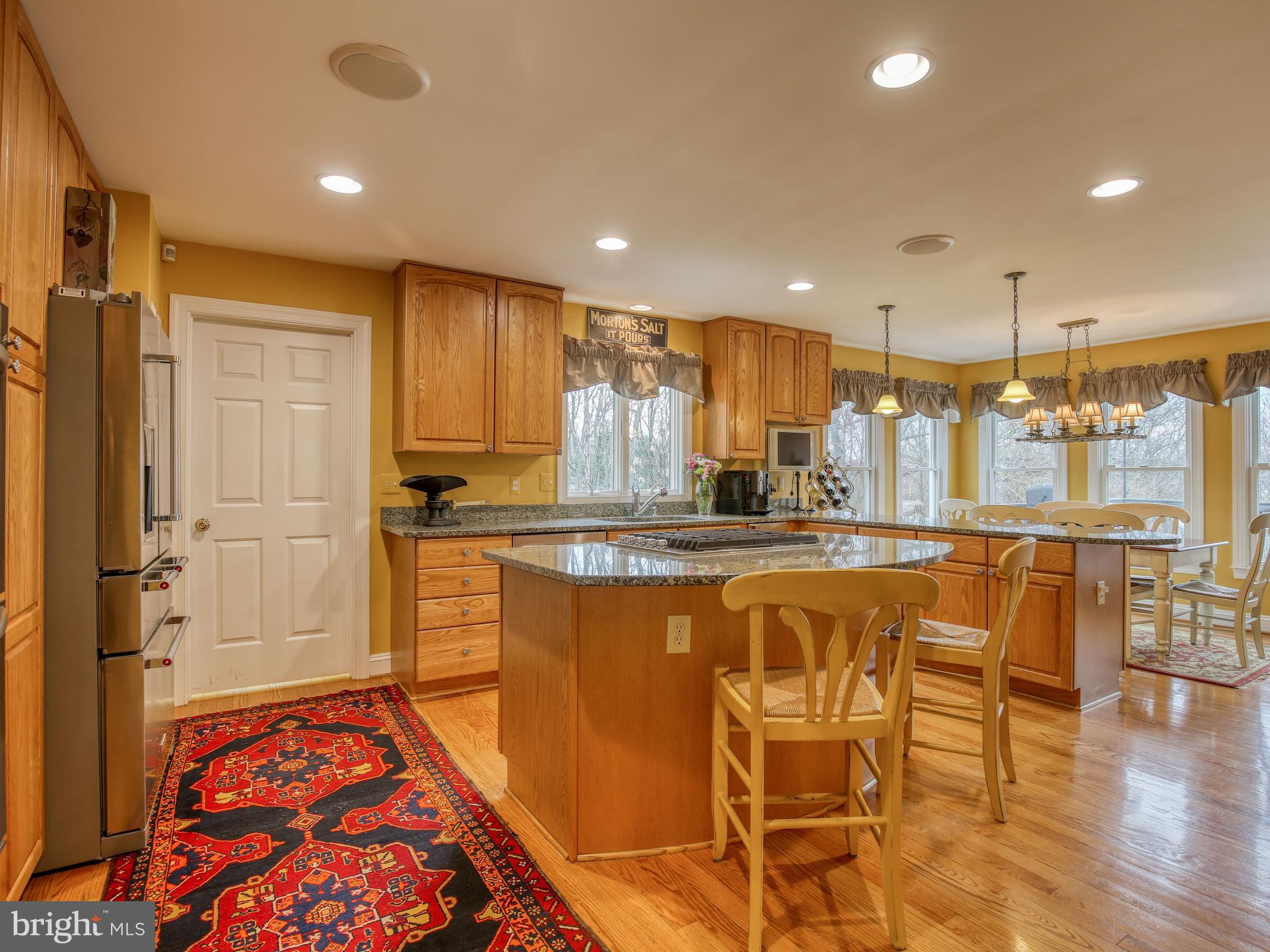 249 McGuire Road Winchester, VA 22603 - Photo 19 of 54 Gourmet ktichen