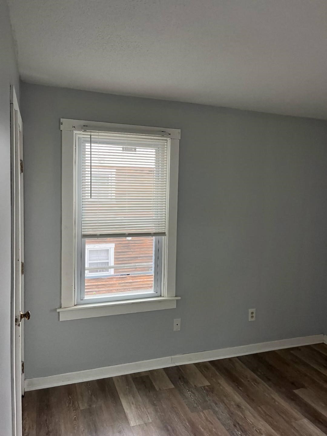 132 5th Street, Unit 3 Fall River, MA 02721 - Photo 9 of 9 Gallery Image 9