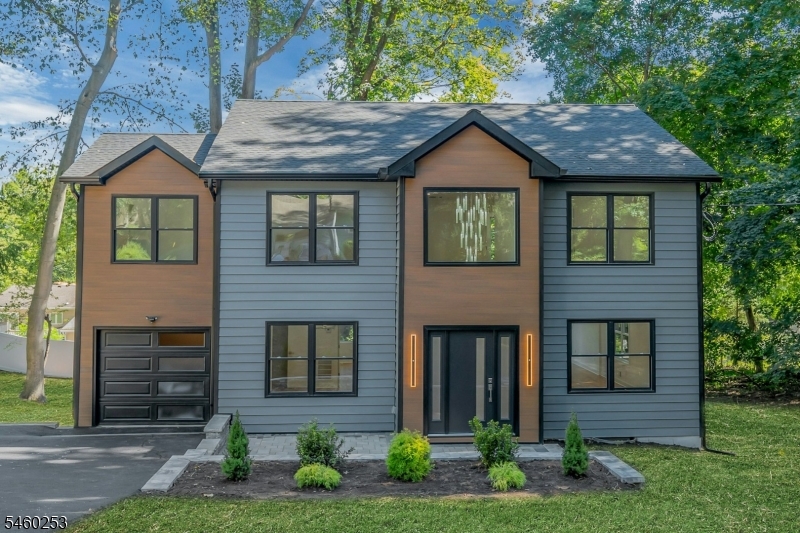 39 Woodcrest Road Boonton, NJ 07005 - Photo 1 of 41 Gallery Image 1