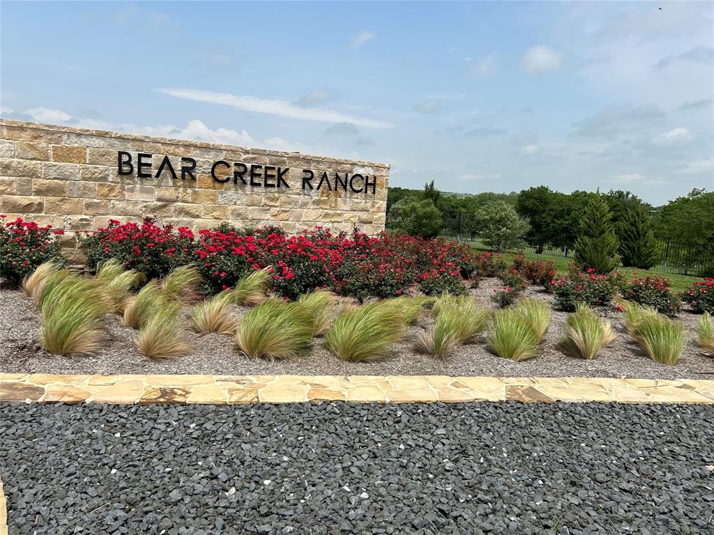 1008 Bear Creek Ranch Aledo, TX 76008 - Photo 6 of 9 a view of outdoor space
