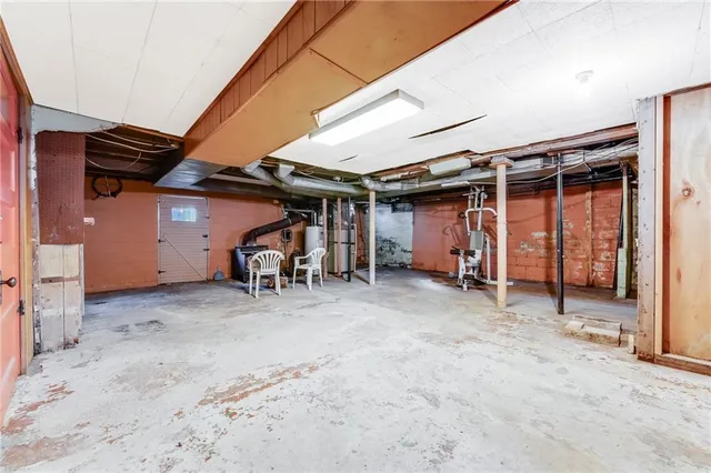 $249,999 | 114 Post Road, Dilliner, PA 15327