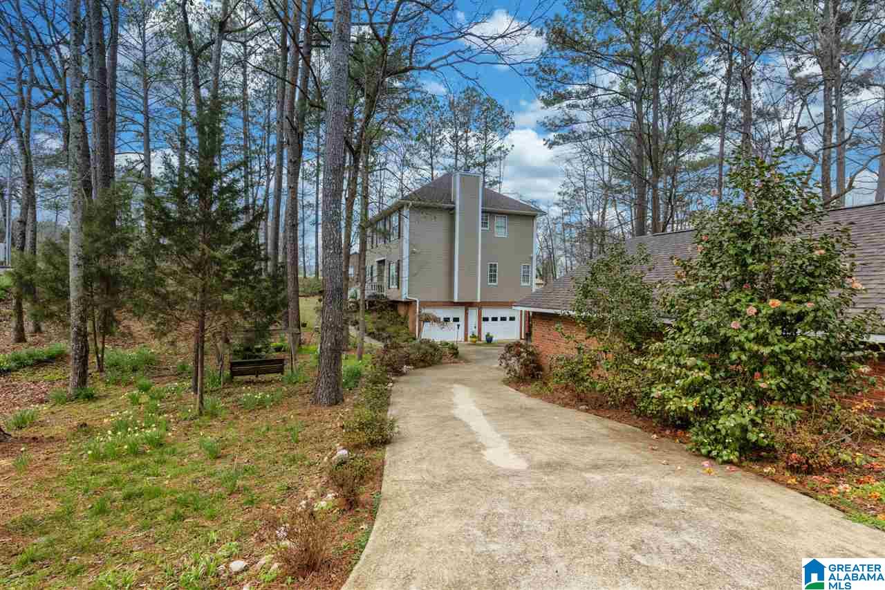 3895 Hilltop Road Southeast Bessemer, AL 35022 - Photo 2 of 47