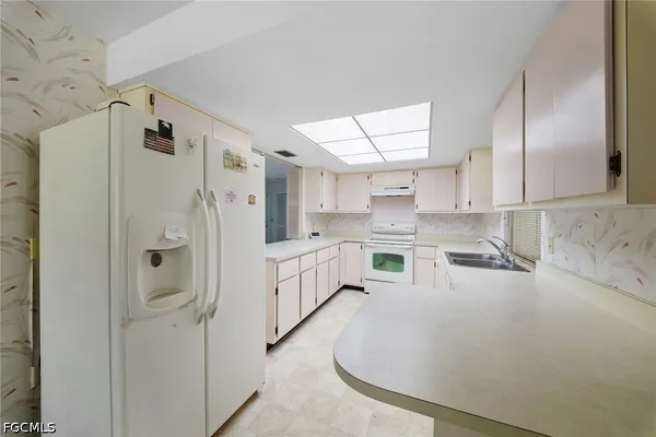 $275,000 | 2225 Dover Avenue, Fort Myers, FL 33907