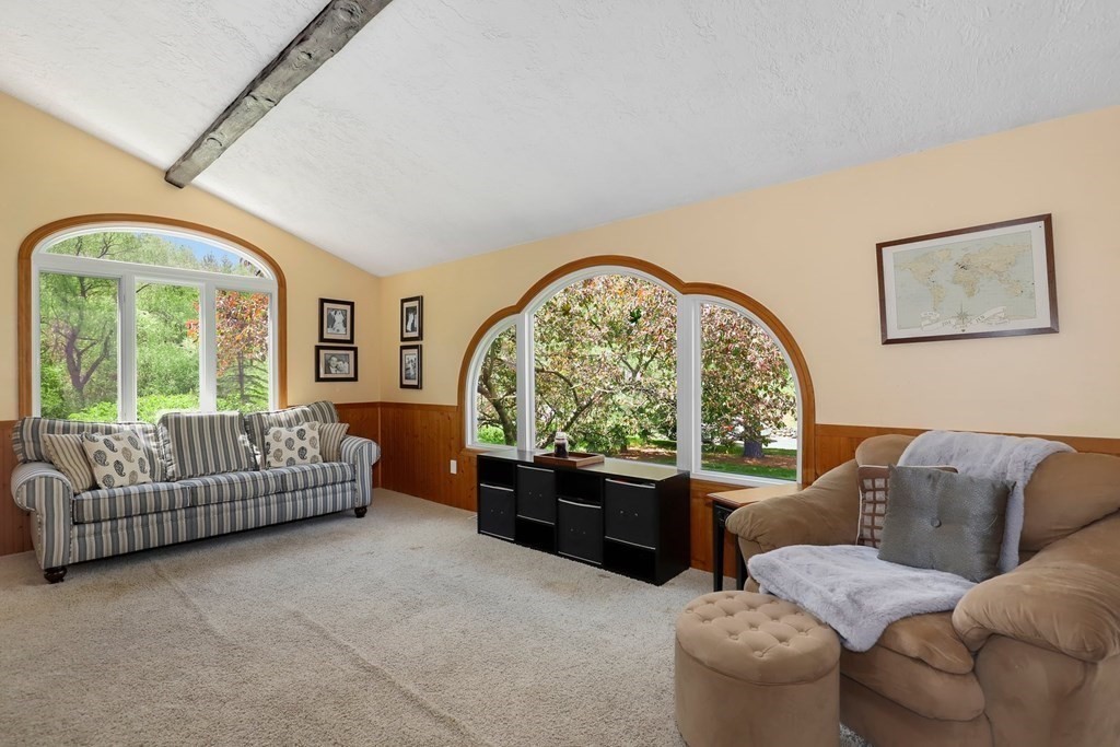 111 Meredith Road Tewksbury, MA 01876 - Photo 13 of 40 Gallery Image 13