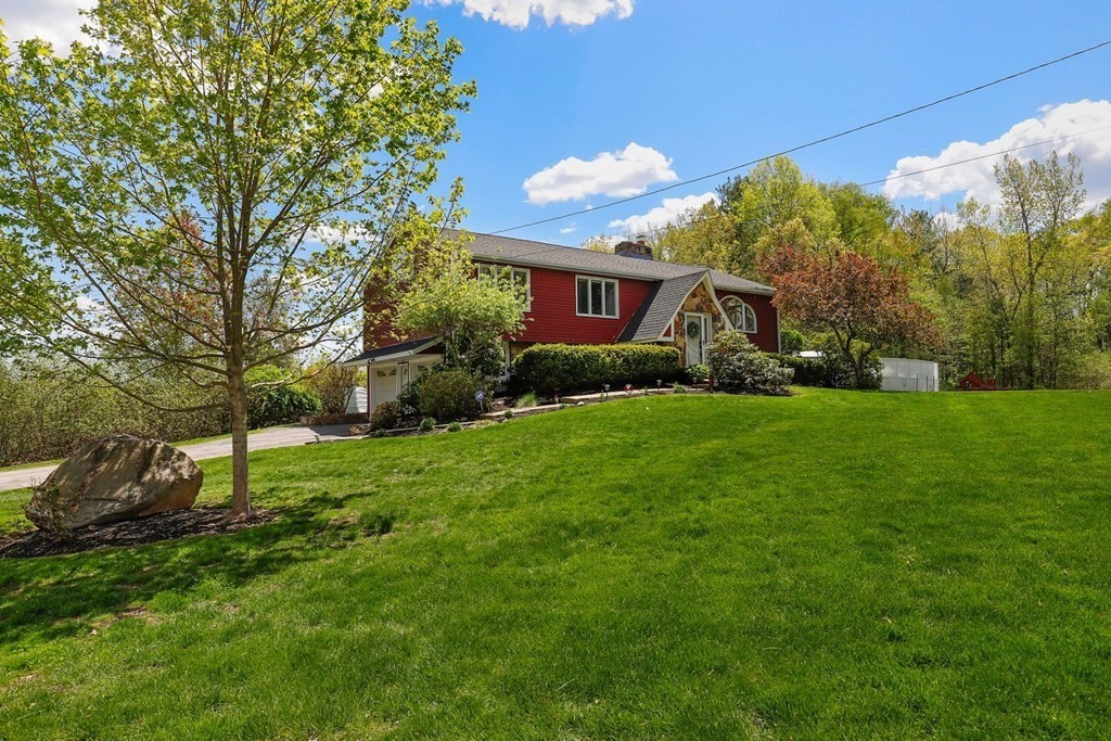 111 Meredith Road Tewksbury, MA 01876 - Photo 37 of 40 Gallery Image 37