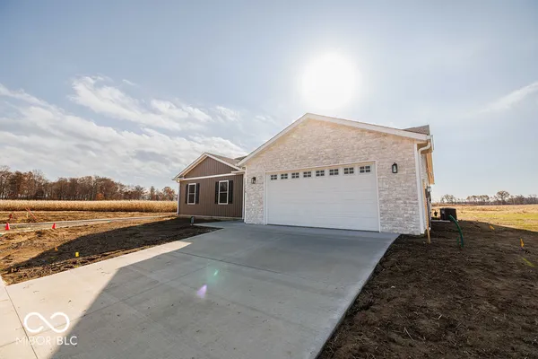 $375,000 | 110 Pin Oak Road, Spencer, IN 47460