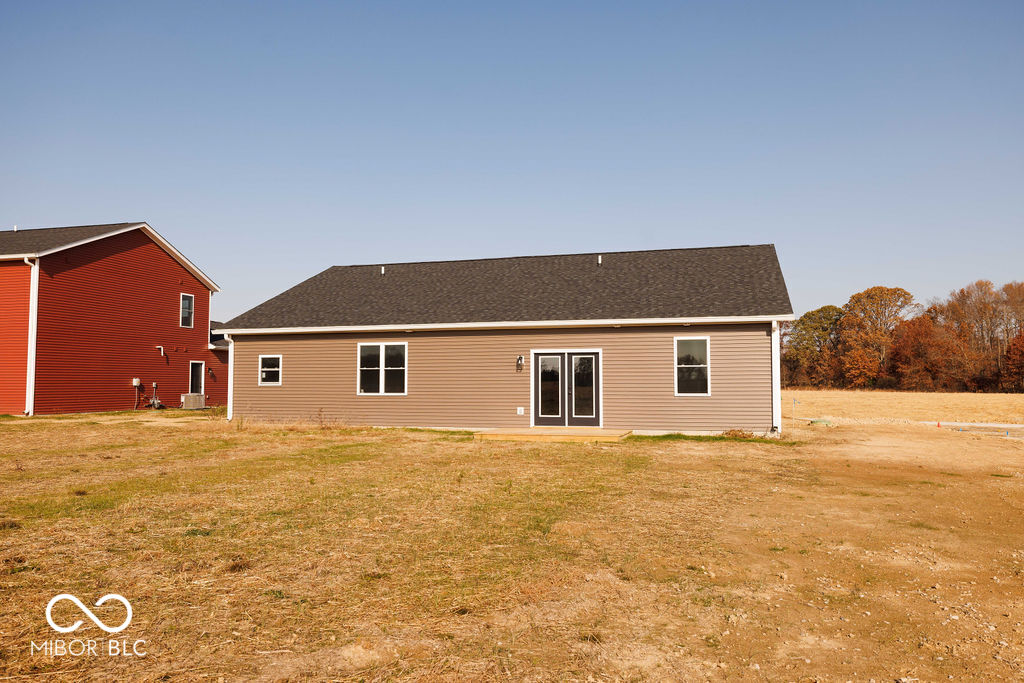 110 Pin Oak Road Spencer, IN 47460 - Photo 5 of 36