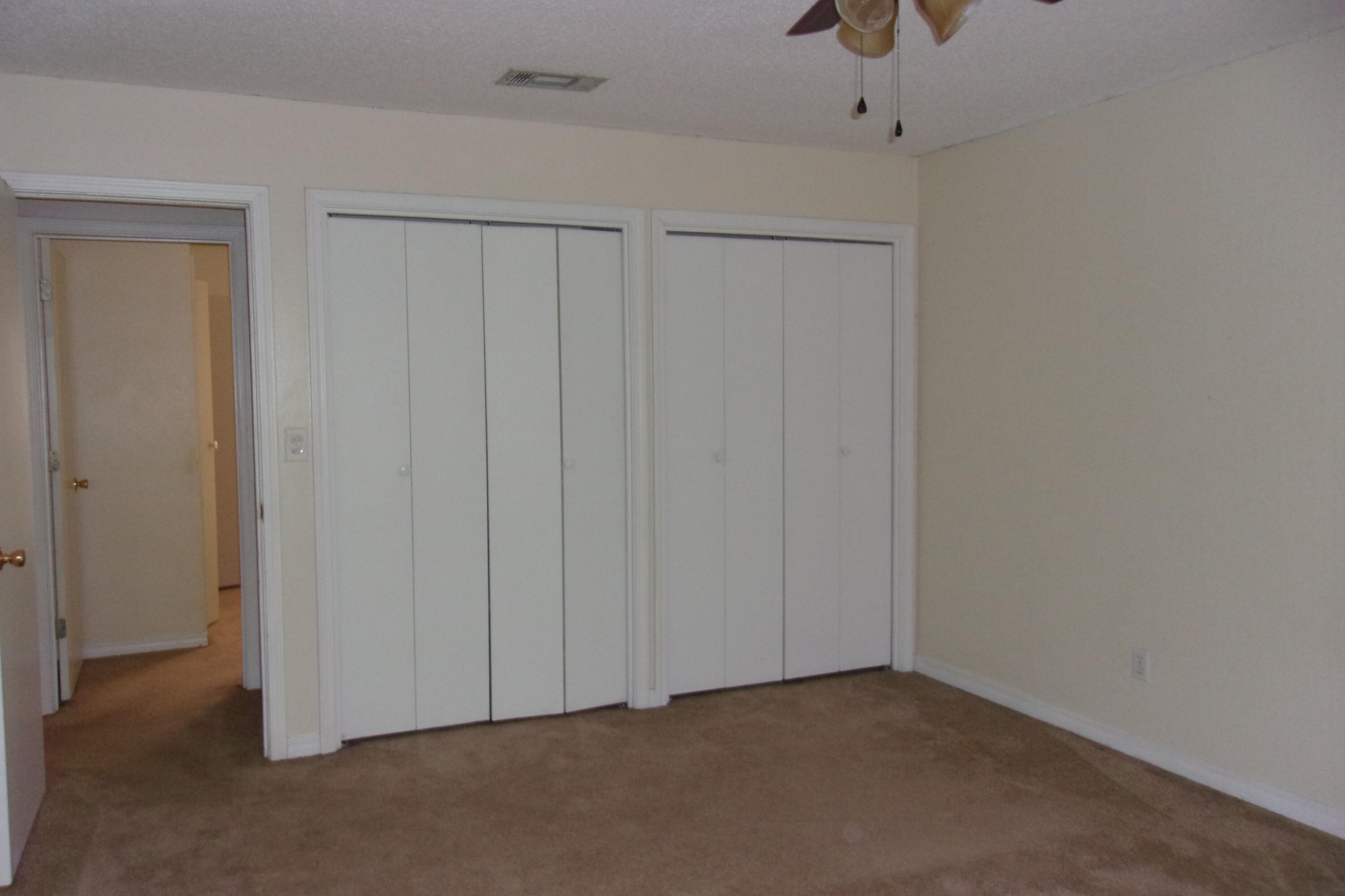 33 Regent Road Crestview, FL 32539 - Photo 8 of 11 Gallery Image 8