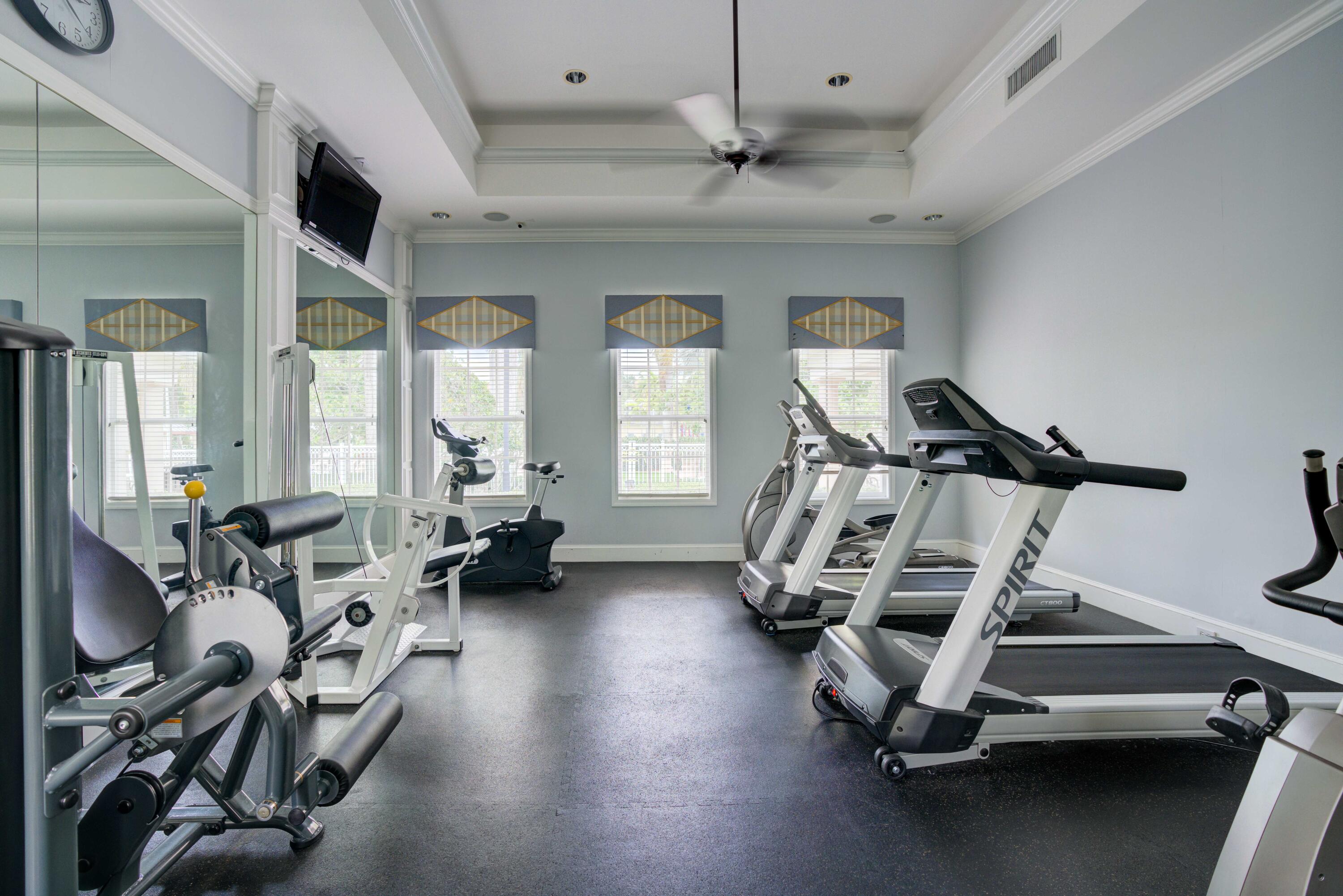 224 Murcia Drive, Unit 201 Jupiter, FL 33458 - Photo 24 of 36 a view of a room with gym equipment