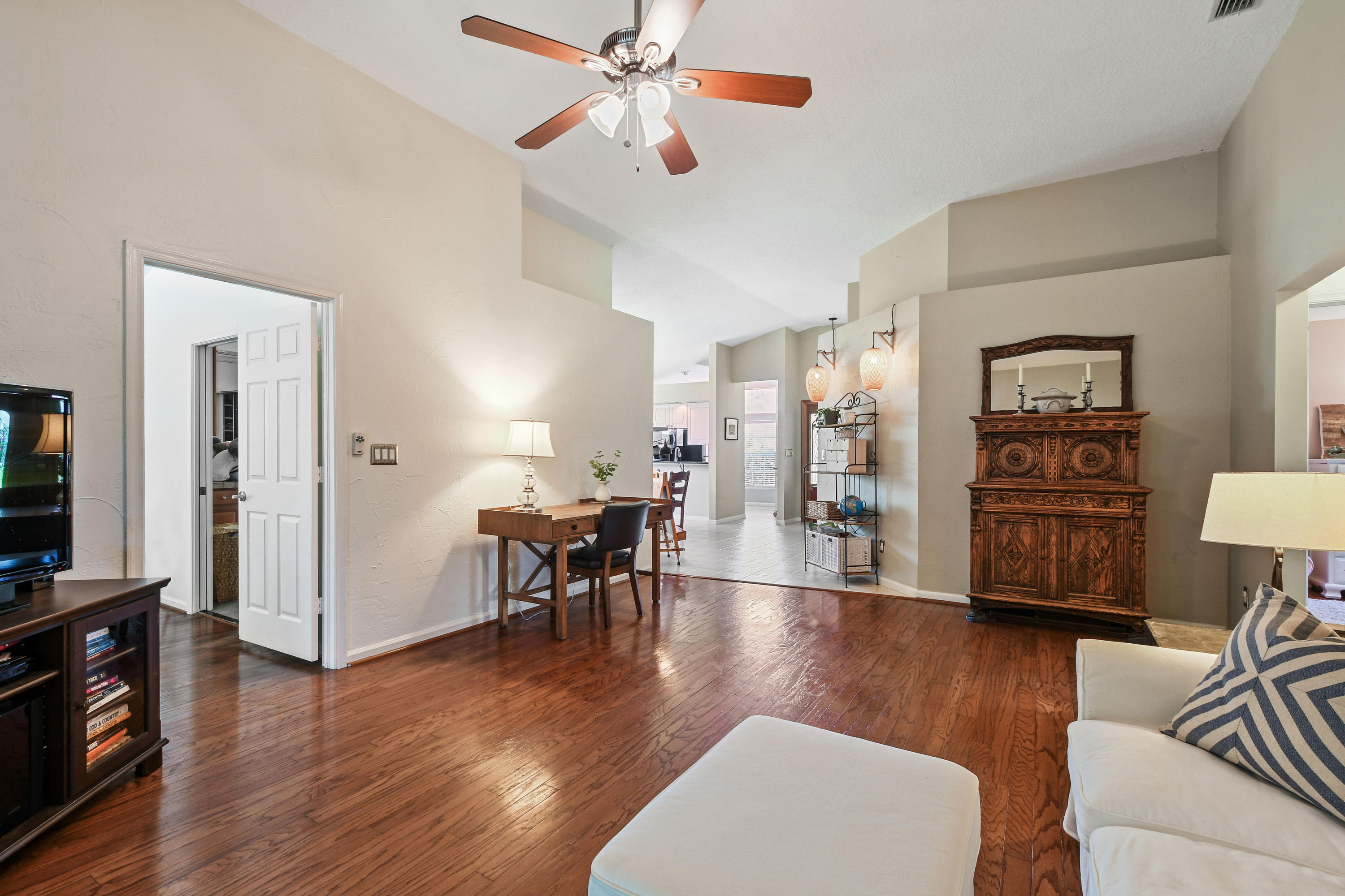 6255 Adams Street Jupiter, FL 33458 - Photo 11 of 42 6255AdamsSt_11