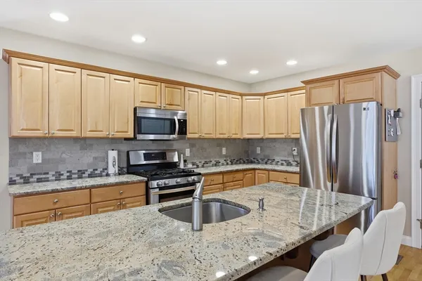 $1,175,000 | 7 Grace Path, Unit 7, Acton, MA 01720