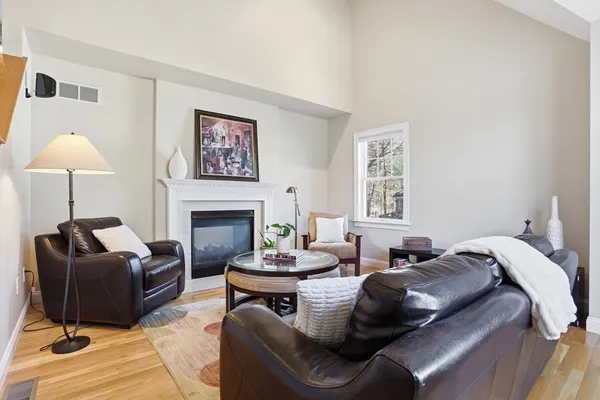 $1,175,000 | 7 Grace Path, Unit 7, Acton, MA 01720