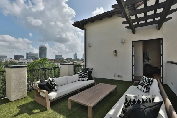 $1,899,000 | 2413 Rosamond Street, Unit A, Houston, TX 77098