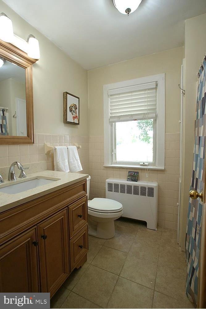 20 Crosswicks Chesterfield Road Chesterfield, NJ 08515 - Photo 28 of 38 Bathroom 1